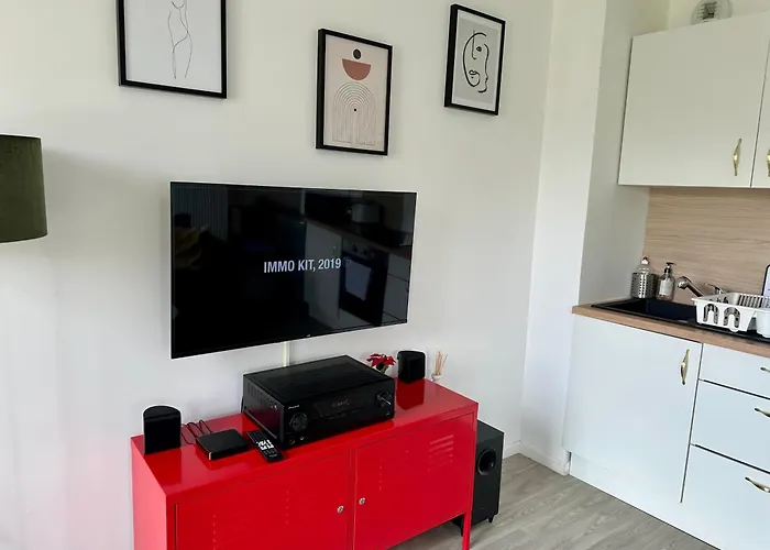 Cosy 2 Pieces Et Parking 30 Mns Gare Du Nord By Immo Kit Bnb